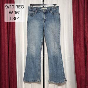 Maurices Jeans Womens 9/10 Regular Low Rise Flare Split Hem Button Detail Y2K